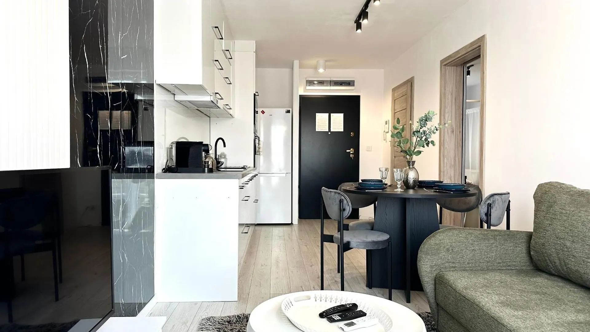 Podworcowa Apartment - Self Check-In 20H Wrocław 0*,
